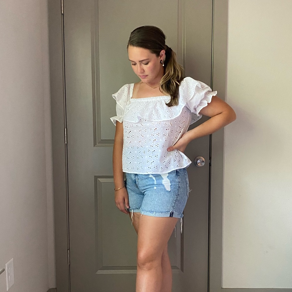 Eyelet Blouse✨